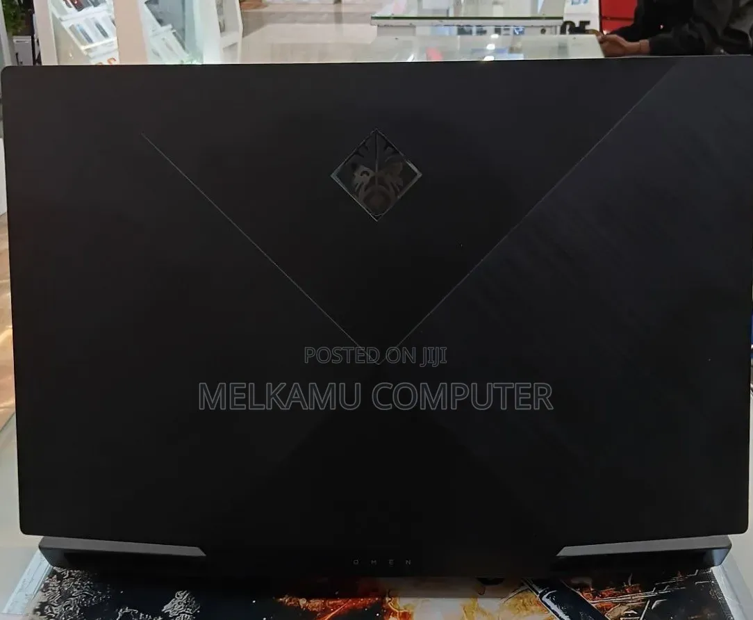 New Laptop HP Omen 17 16GB Intel Core i7 SSD 512GB