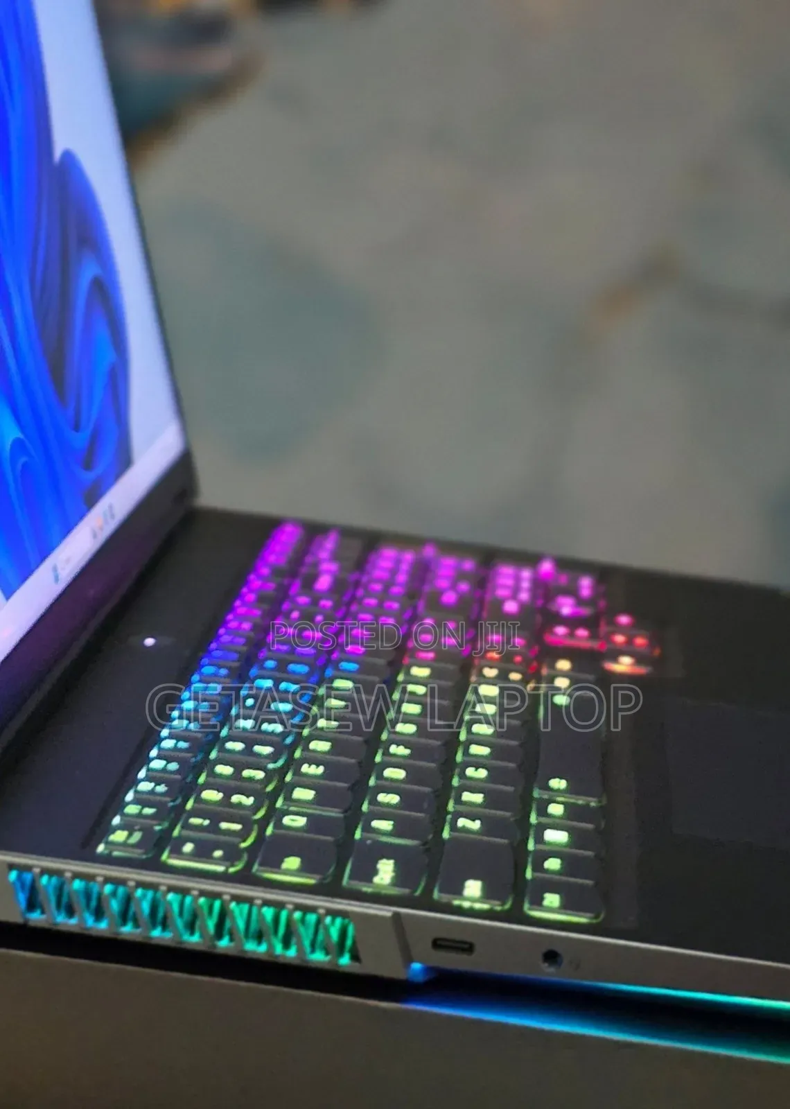 New Laptop Lenovo Legion 9 32GB AMD Ryzen 9 SSD 1T