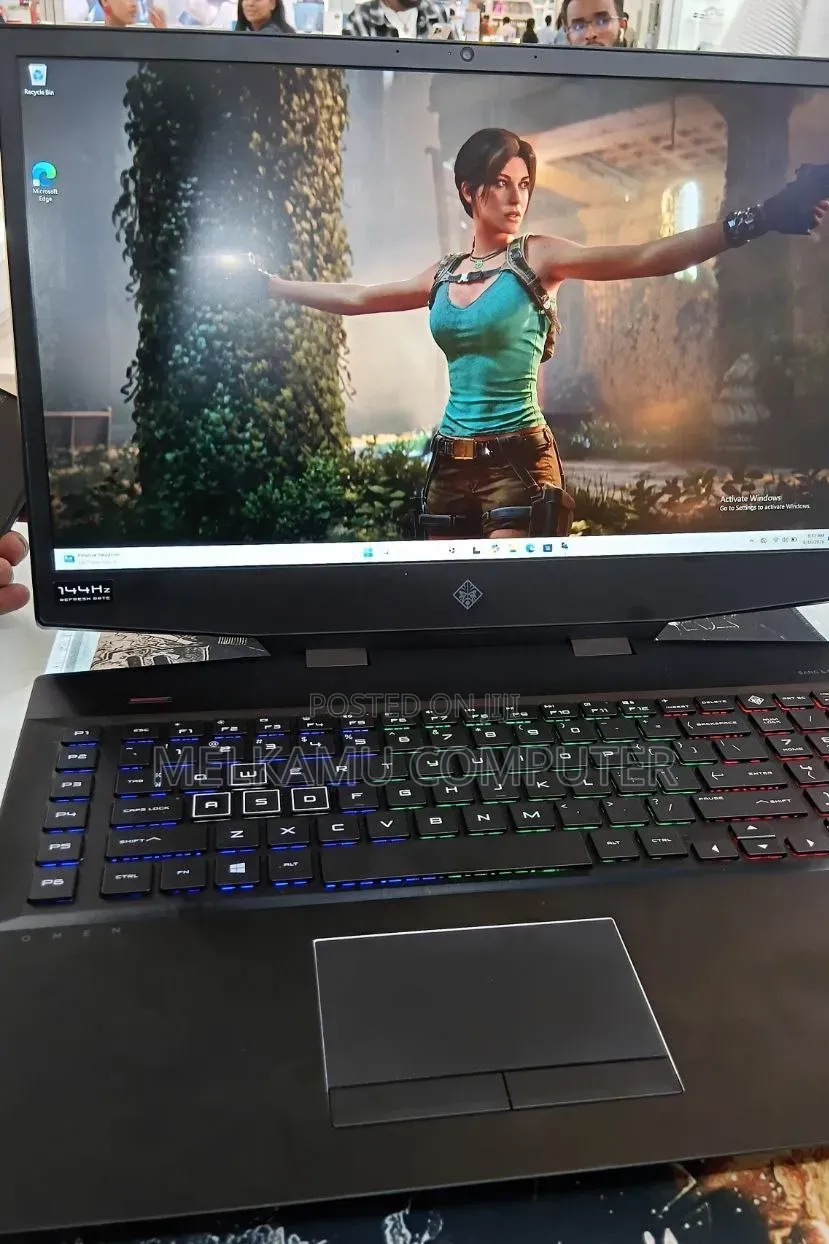 New Laptop HP Omen 17 16GB Intel Core i7 SSD 512GB