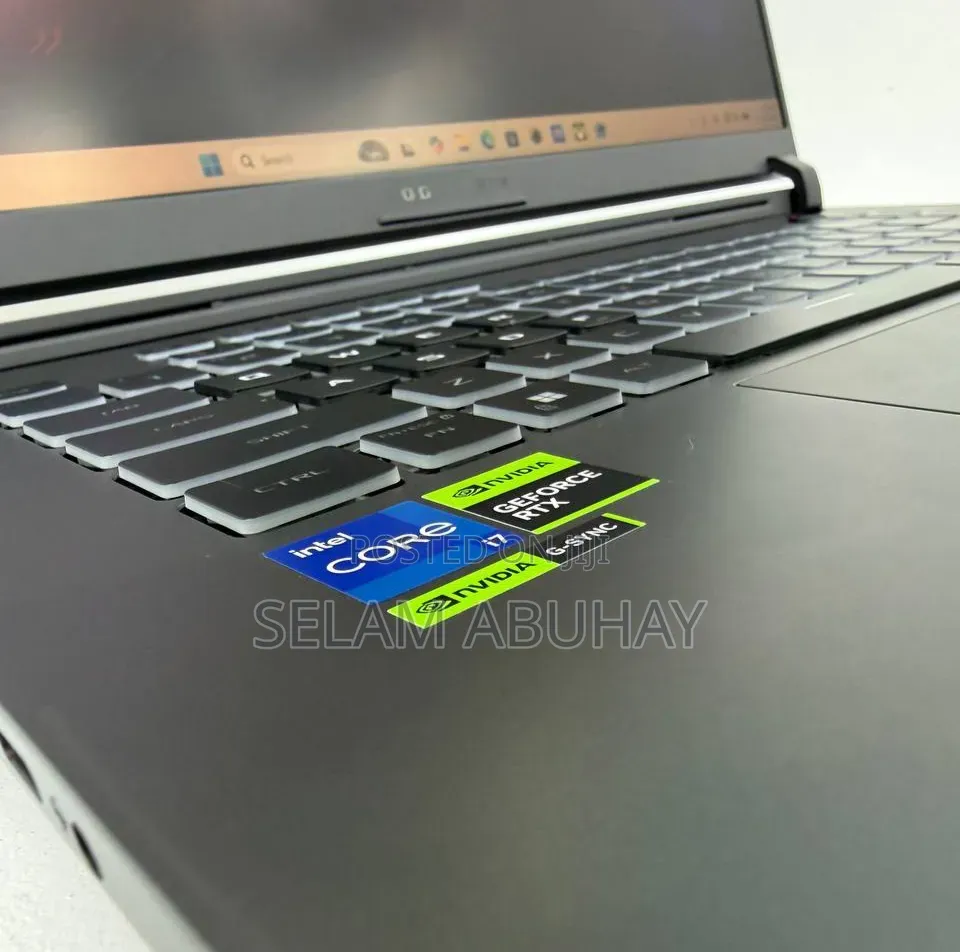 New Laptop Asus ROG Strix G16 16GB Intel Core i7 SSD 1T