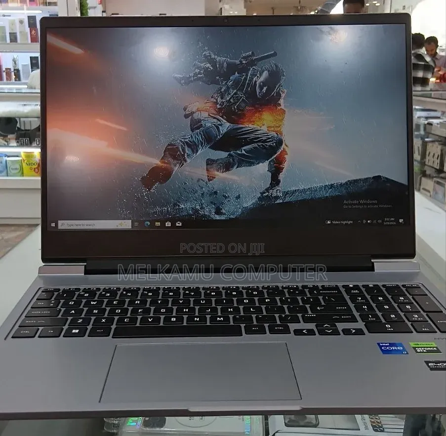 New Laptop HP Omen 16 16GB Intel Core i7 SSD 1T