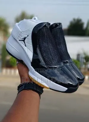 Nike Air Jordan 19
