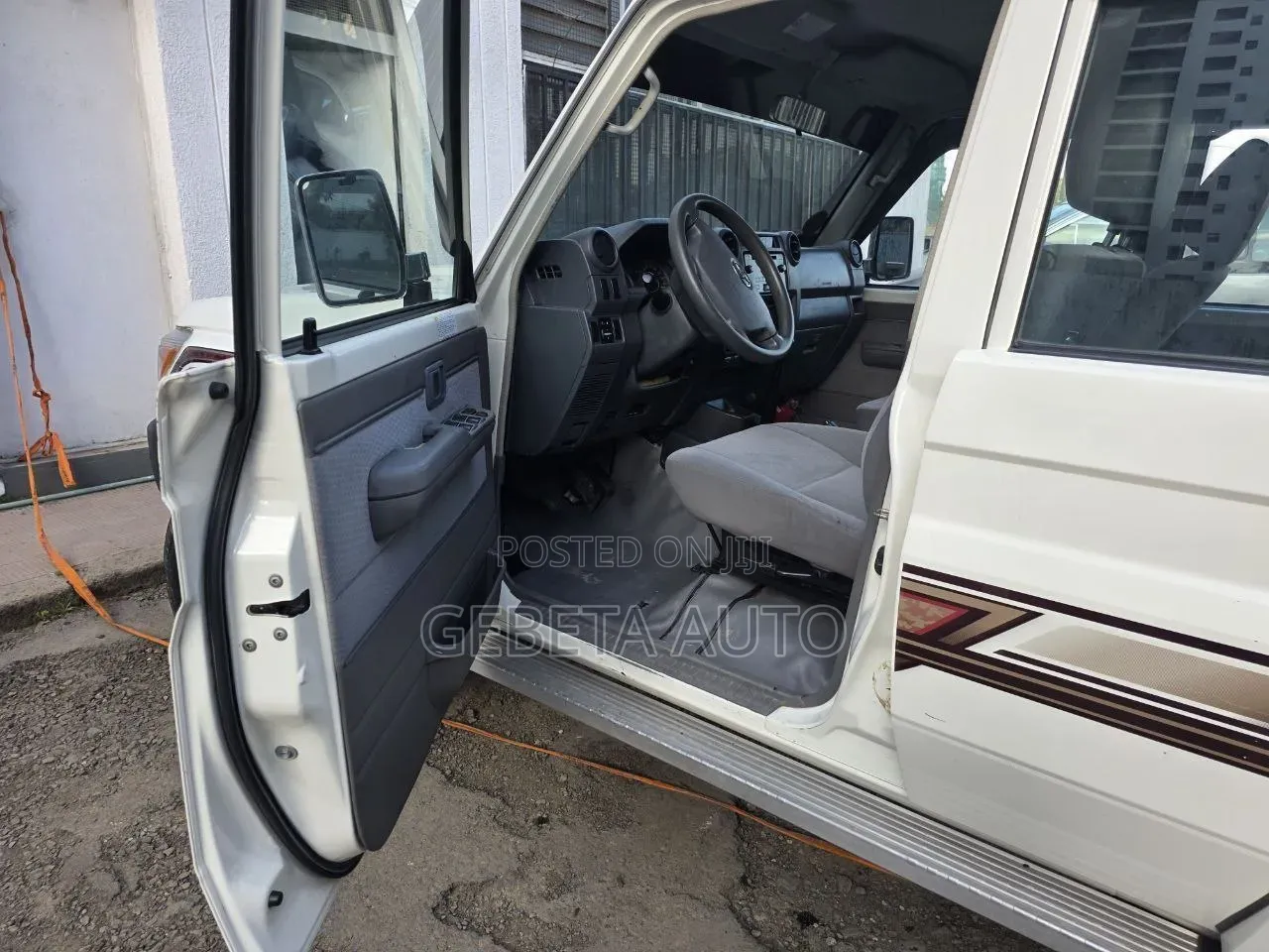 Toyota Land Cruiser 2019 White