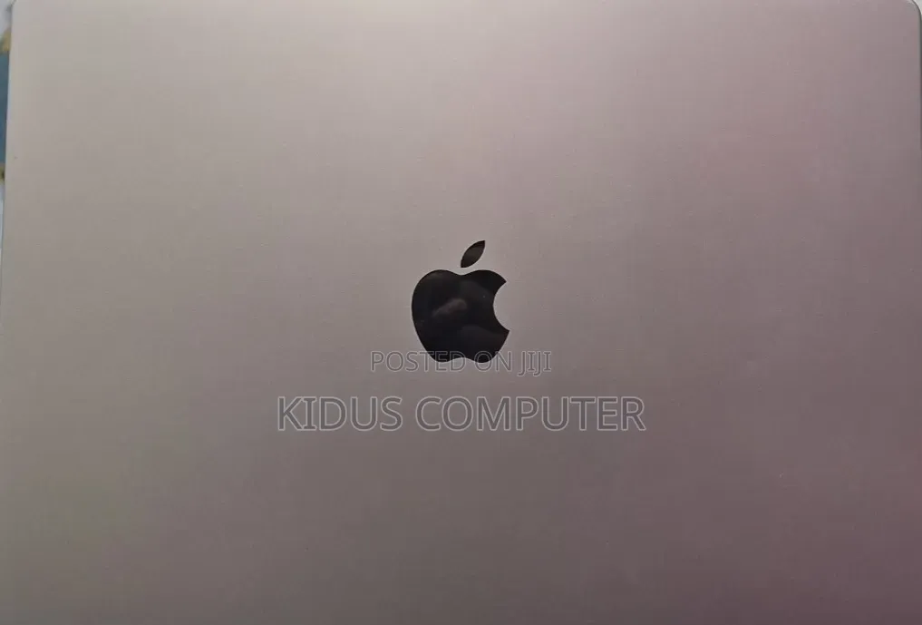 New Laptop Apple MacBook Pro 2020 M1 32GB Apple M1 SSD 512GB