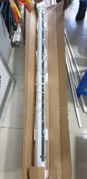 Projector Screen