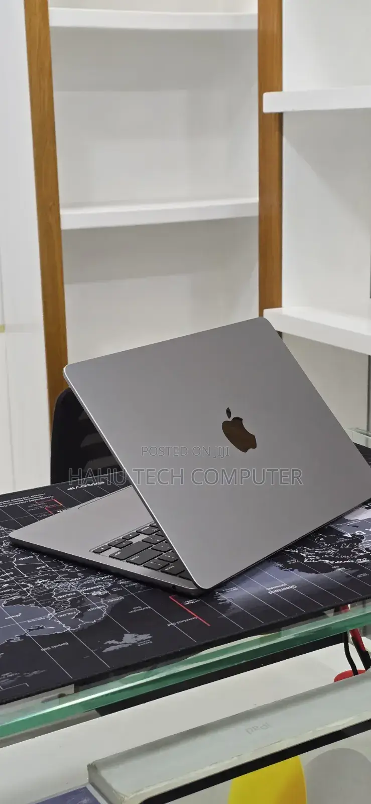 New Laptop Apple MacBook Air 2022 M2 16GB Apple M2 SSD 256GB