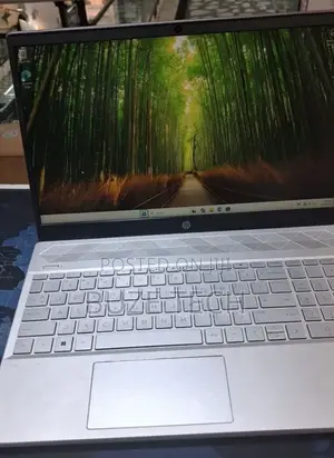 New Laptop HP Pavilion 15 16GB Intel Core i5 SSD 256GB