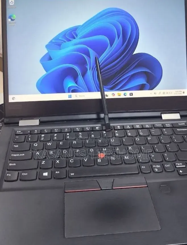 New Laptop Lenovo ThinkPad X1 Yoga 16GB Intel Core i5 SSD 256GB