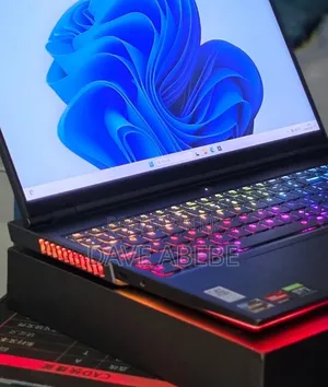 New Laptop Lenovo 32GB AMD Ryzen 7 SSD 1T