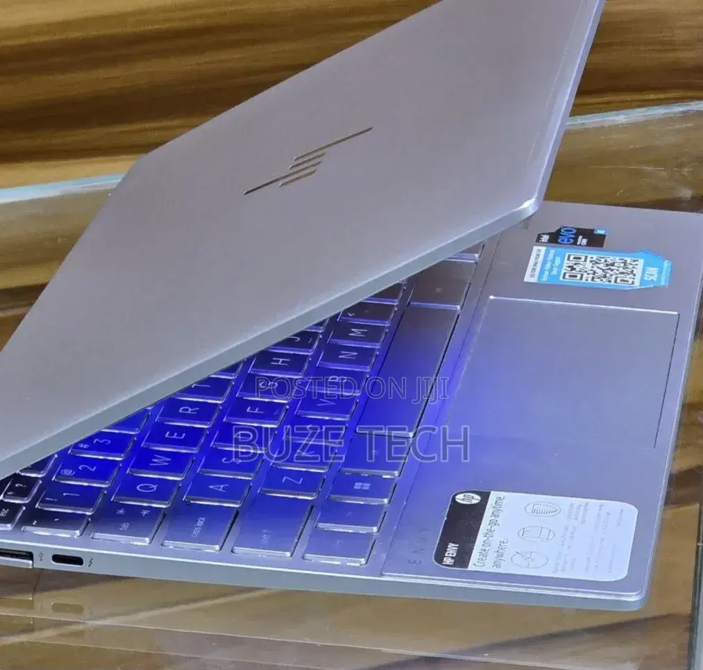 New Laptop HP 8GB Intel Core i5 SSD 256GB