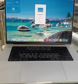New Laptop Apple MacBook 24GB Apple M1 Pro SSD 512GB