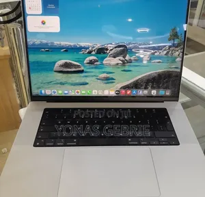 New Laptop Apple MacBook 24GB Apple M1 Pro SSD 512GB