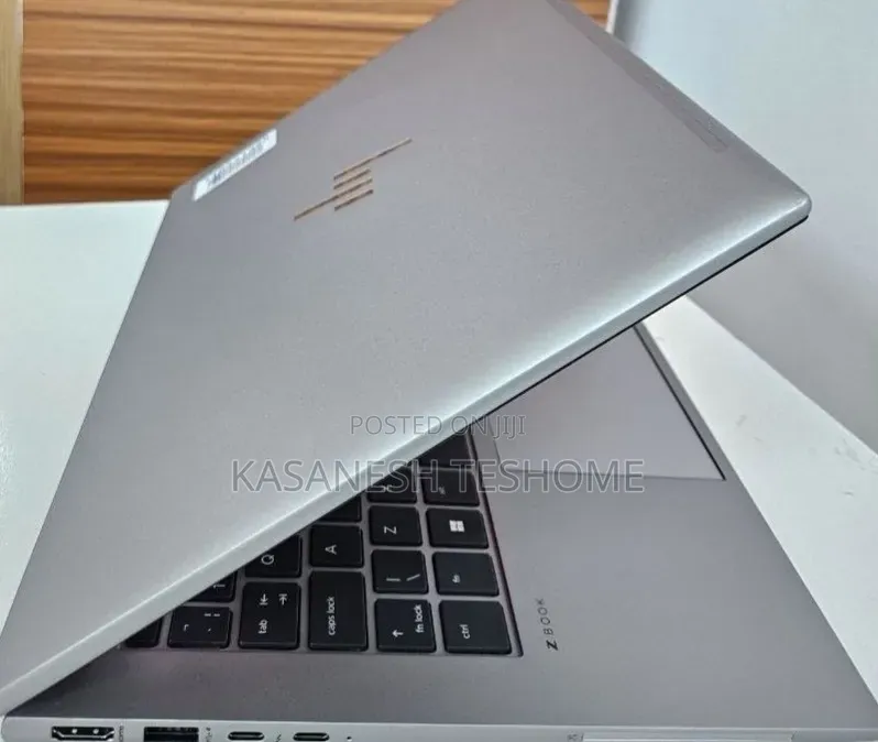 New Laptop HP ZBook 14 16GB Intel Core i7 SSD 512GB