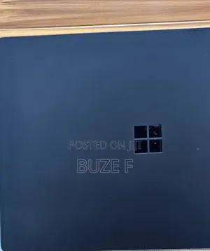 New Laptop Microsoft Surface 16GB Intel Core i7 SSD 256GB