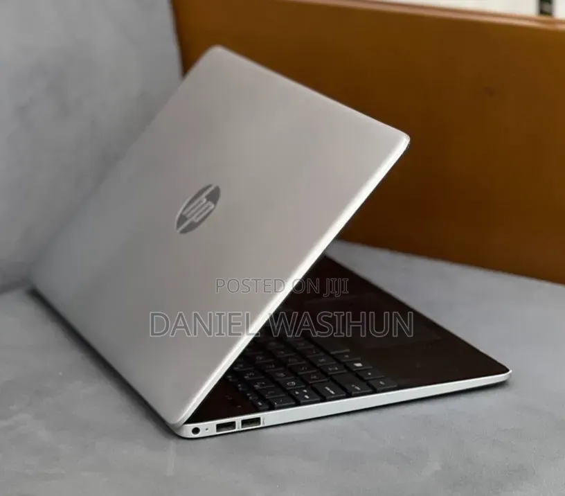 New Laptop HP Stream Notebook 8GB Intel Core i5 HDD+SSD 1T