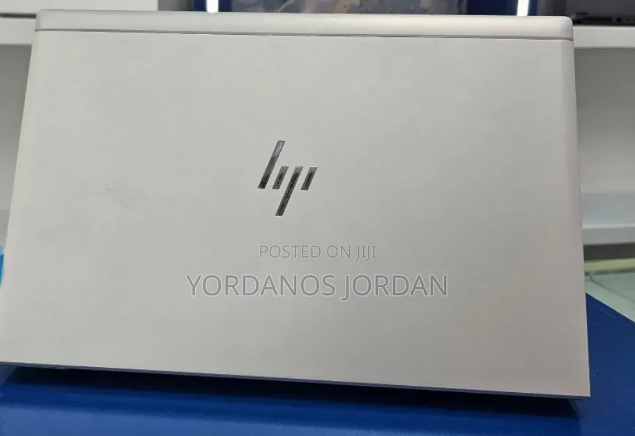 New Laptop HP EliteBook 840 G8 16GB Intel Core i7 SSD 512GB