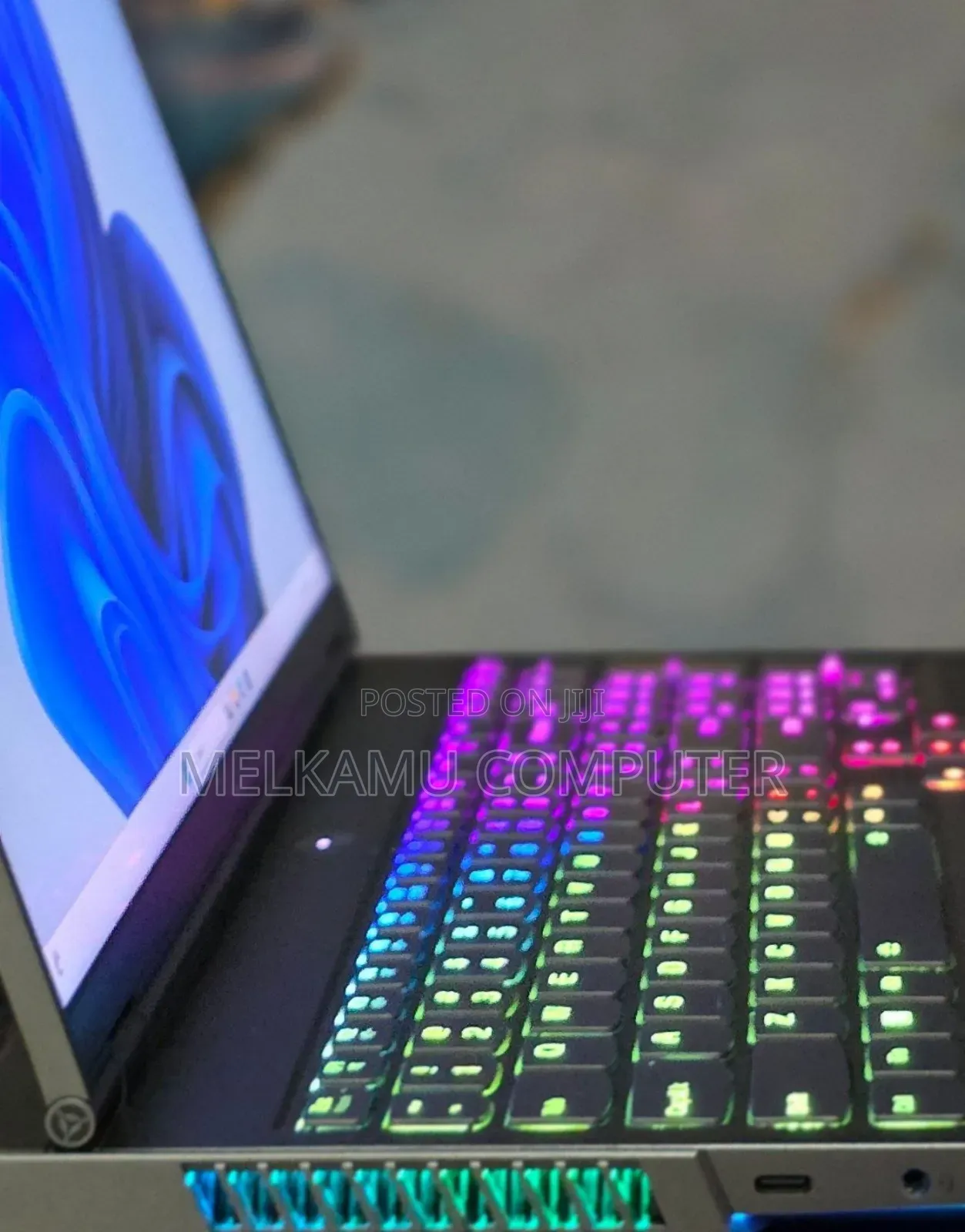 New Lenovo Legion Y7000P IRX9 Gaming Laptop 32GB AMD Ryzen 9 SSD 1T