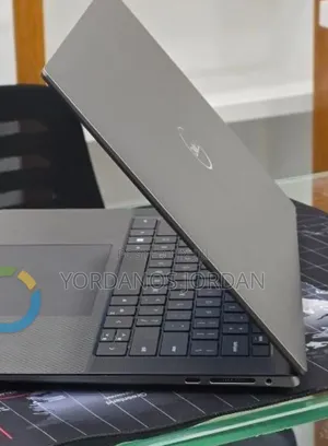 New Laptop Dell Precision 15 7550 16GB Intel Core i7 SSD 1T