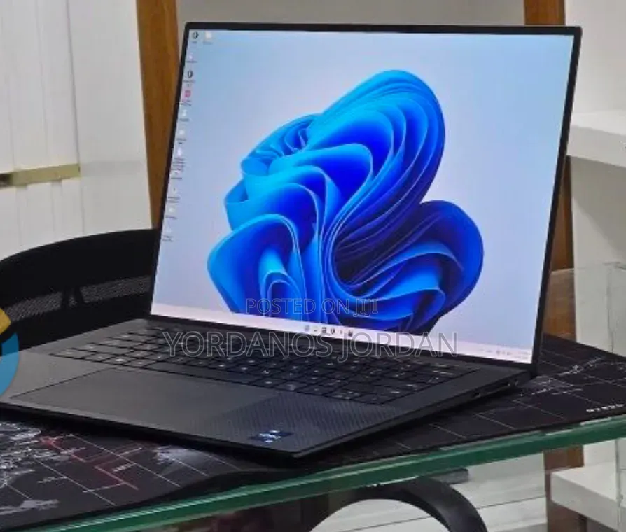 New Laptop Dell Precision 15 7550 16GB Intel Core i7 SSD 1T
