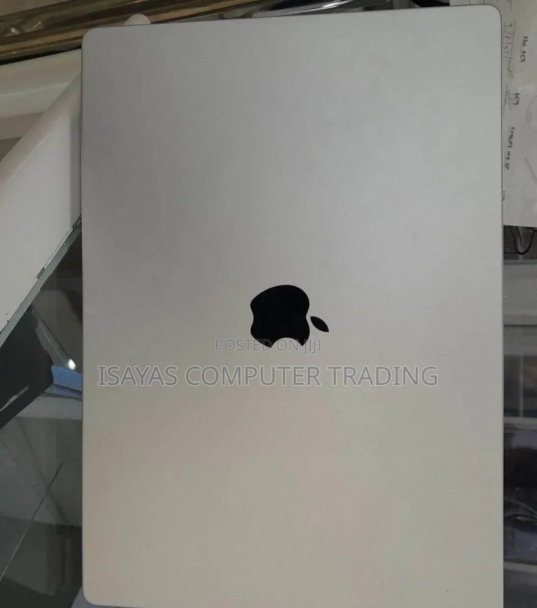 New Laptop Apple MacBook Pro 2021 M1 32GB Apple M1 Pro SSD 1T