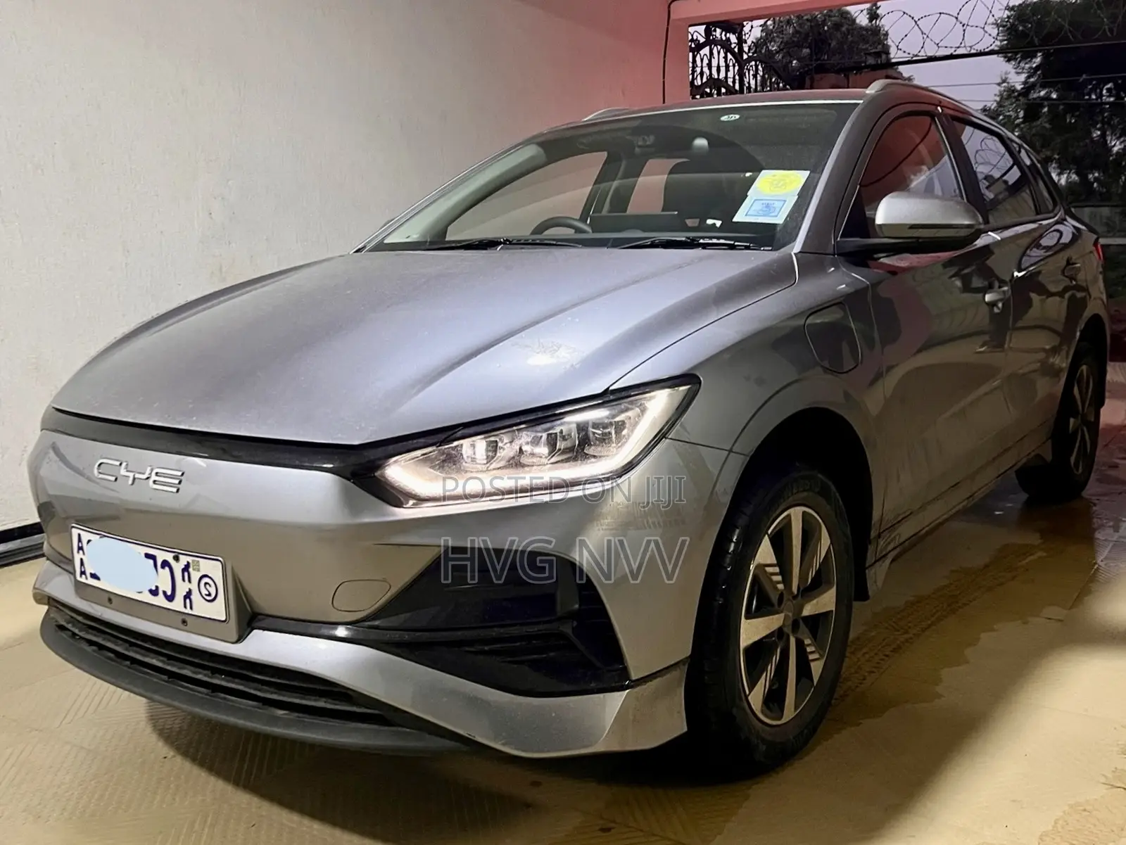 BYD E2 43 kWh 94 hp FWD 2024 Gray