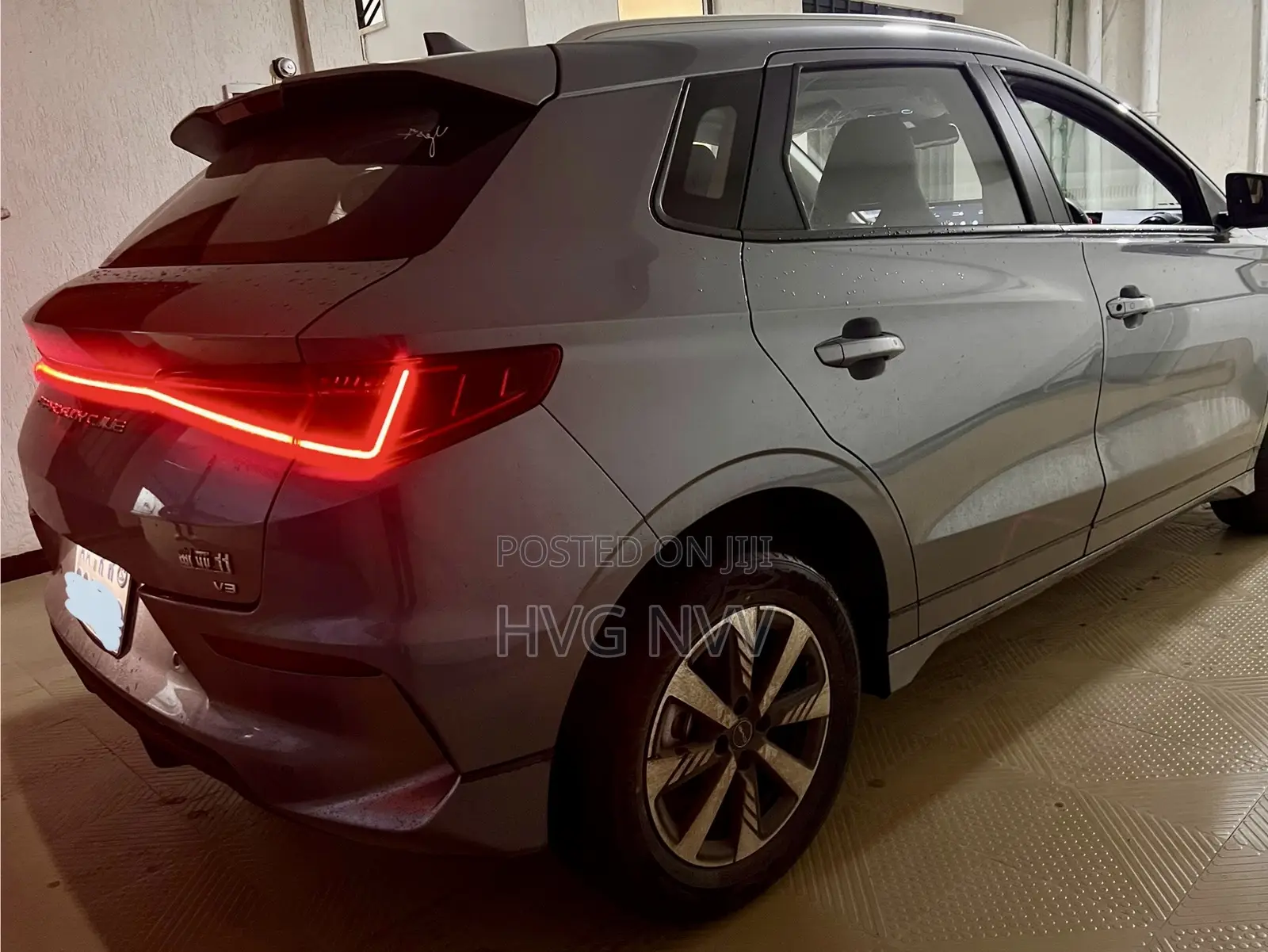 BYD E2 43 kWh 94 hp FWD 2024 Gray
