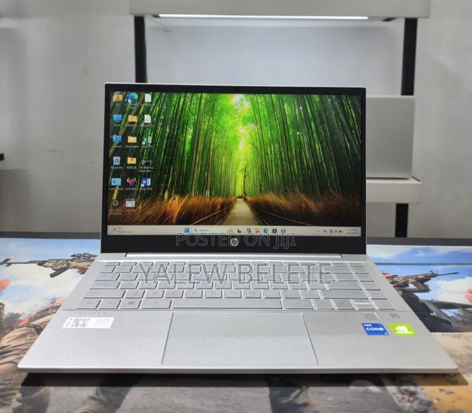 New Laptop HP Pavilion 14 16GB Intel Core i5 SSD 512GB