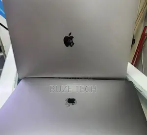 New Laptop Apple MacBook 2019 16GB Intel Core i7 SSD 256GB
