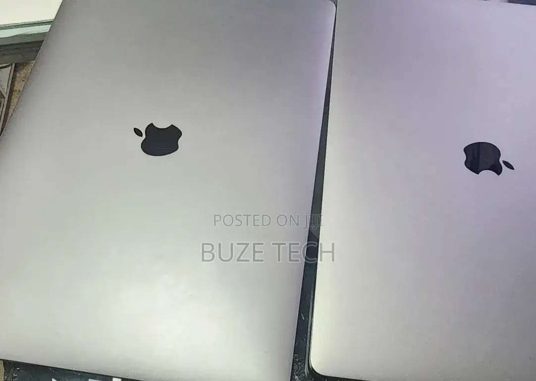New Laptop Apple MacBook 2019 16GB Intel Core i7 SSD 256GB