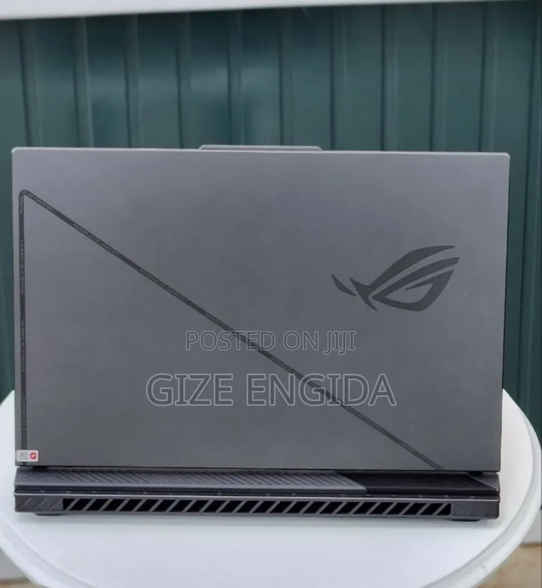New Laptop Asus ROG Strix G16 16GB Nvidia SSD 1T