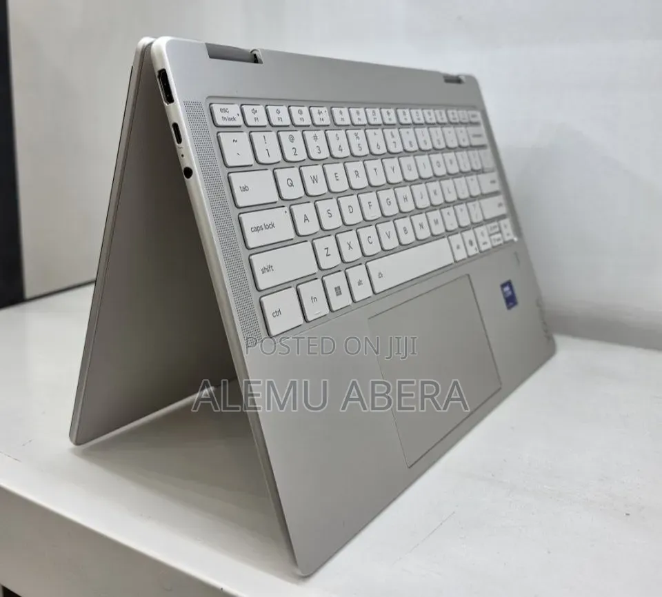 New Laptop Lenovo 32GB Intel Core Ultra 7 SSD 1T