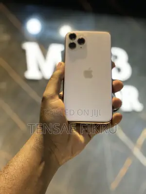 New Apple iPhone 11 Pro Max 256 GB Gold