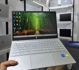 New Laptop HP Pavilion 14 16GB Intel Core i5 SSD 512GB