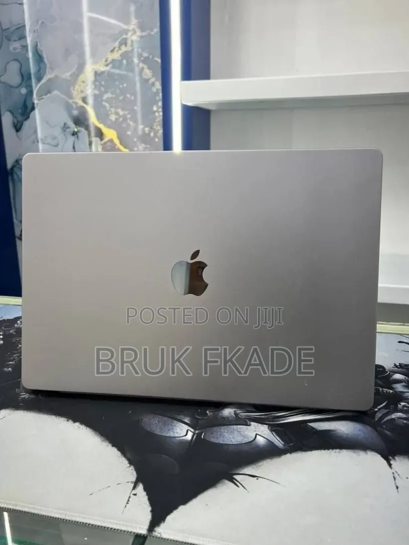 New Laptop Apple MacBook Pro 2021 M1 Max 32GB Apple M1 Max SSD 1T