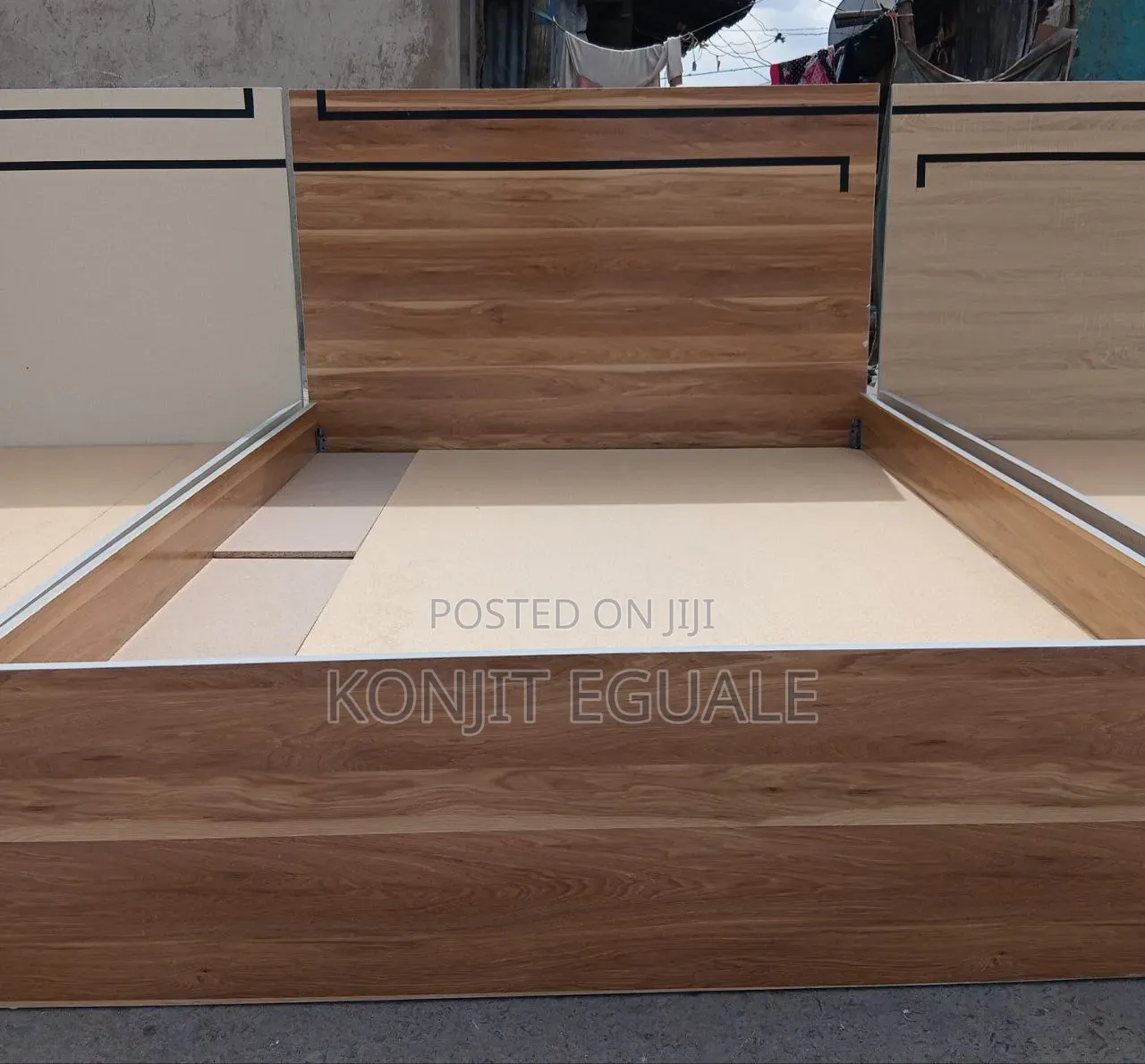 1.50cm ላሚኔት Bed