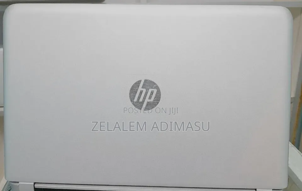New Laptop HP Pavilion 15 8GB Intel Core i7 SSD 512GB