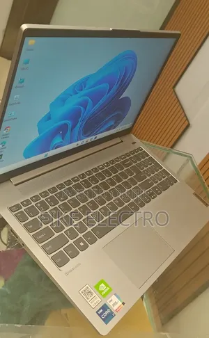 New Laptop Lenovo IdeaPad S530 16GB Intel Core i7 SSD 512GB