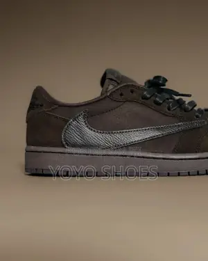 Air Jordan 1 Low X Travis Scott "Velvet Brown