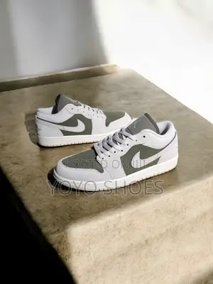 Nike Air Jordan 1 Low Se Medium Olive/Sail