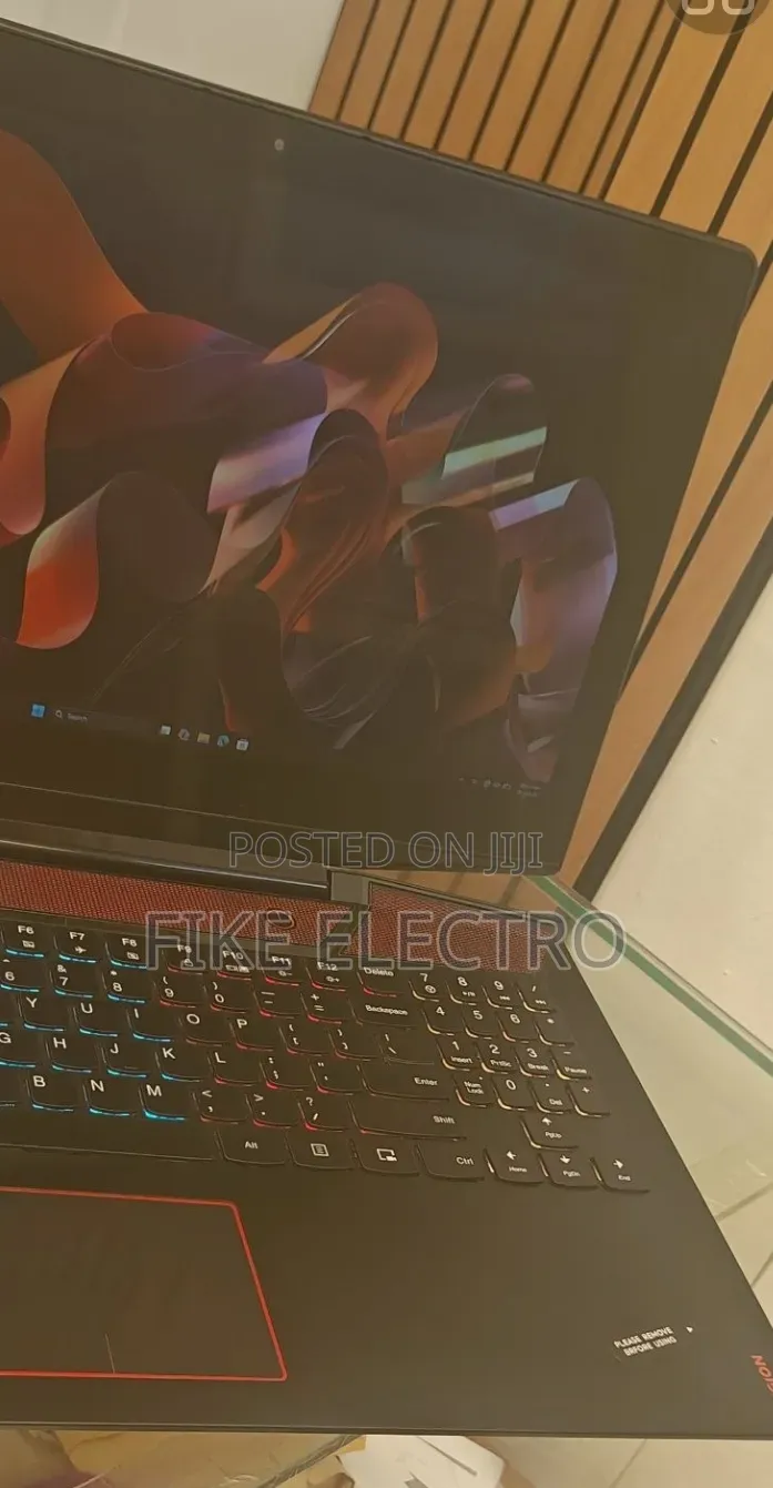 Laptop Lenovo Legion Pro 7 16GB Intel Core i7 SSD 1T