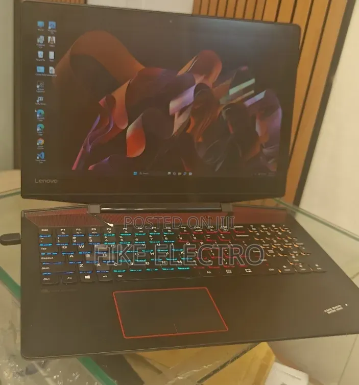 Laptop Lenovo Legion Pro 7 16GB Intel Core i7 SSD 1T