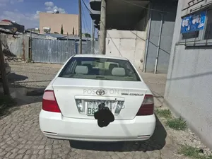 Toyota Corolla 2007 White