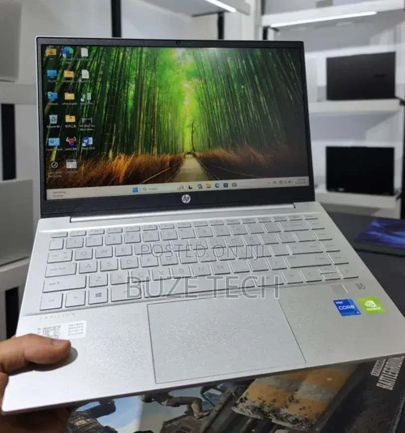 New Laptop HP Pavilion 14 16GB Intel Core i5 SSD 512GB