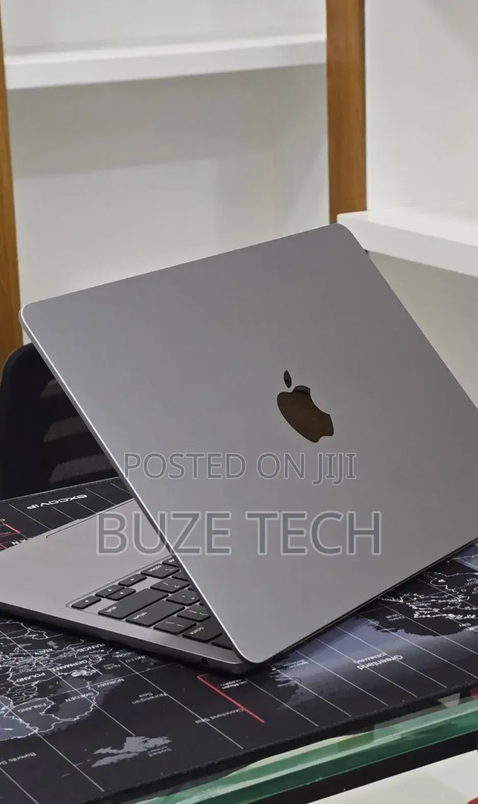 New Laptop Apple MacBook Air 2022 M2 16GB Apple M2 SSD 256GB