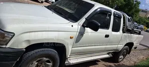 Toyota Hilux 2004