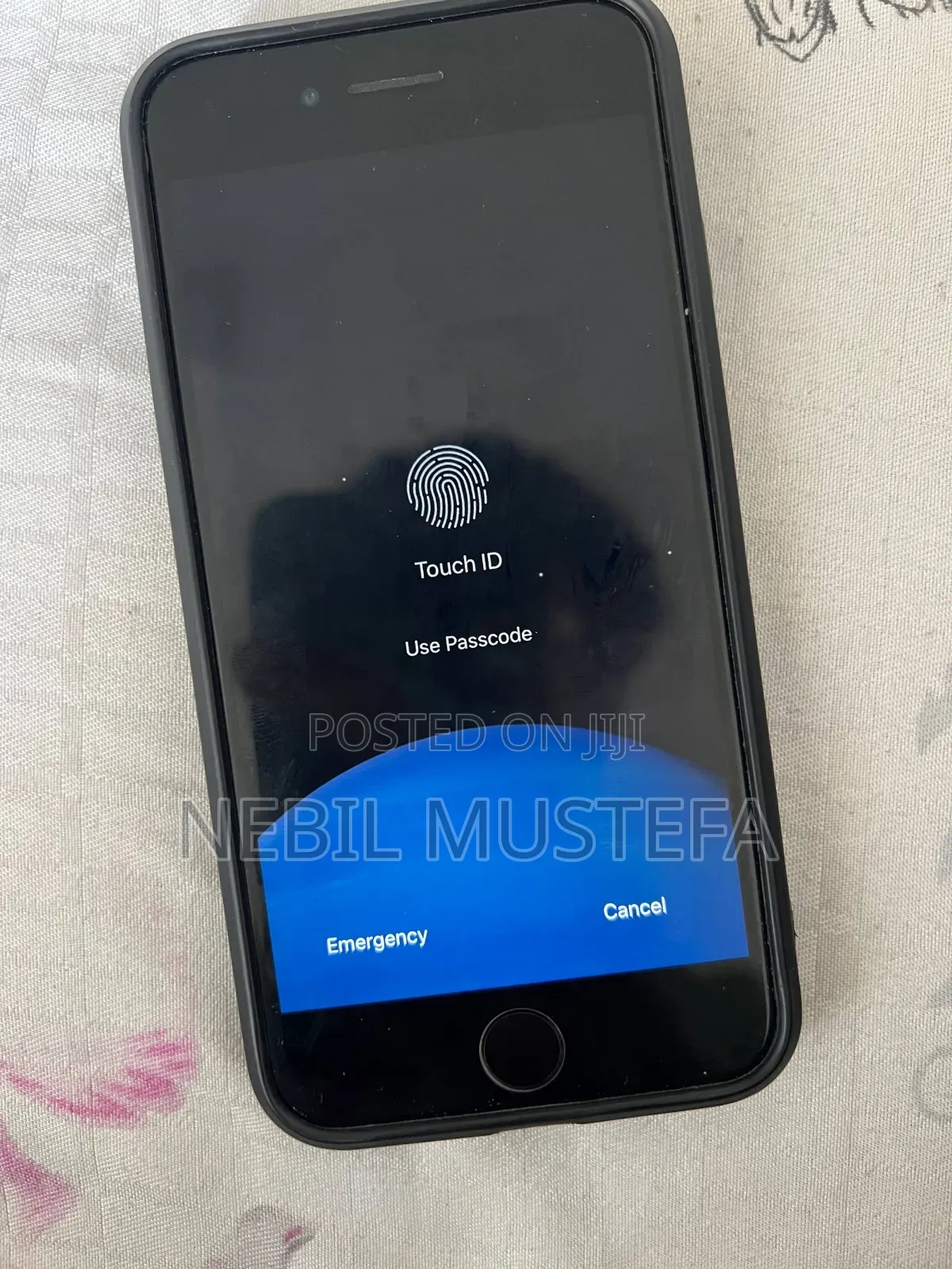 New Apple iPhone SE (2020) 64 GB Black