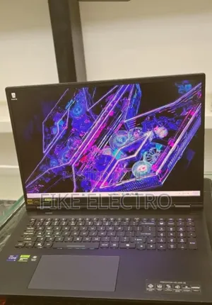 New Laptop Acer Predator Helios 18 PH18-71 32GB Intel Core i9 SSD 1T