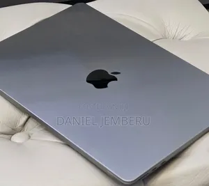 New Laptop Apple MacBook Air 2022 M2 8GB Apple M2 SSD 256GB
