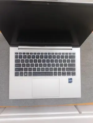 New Laptop HP EliteBook 840 G8 16GB Intel Core i5 SSD 512GB