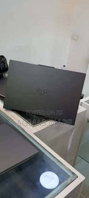 New Laptop Asus TUF Gaming A17 16GB Intel Core i7 SSD 1T